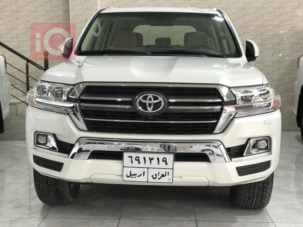 تويوتا لاندكروزر